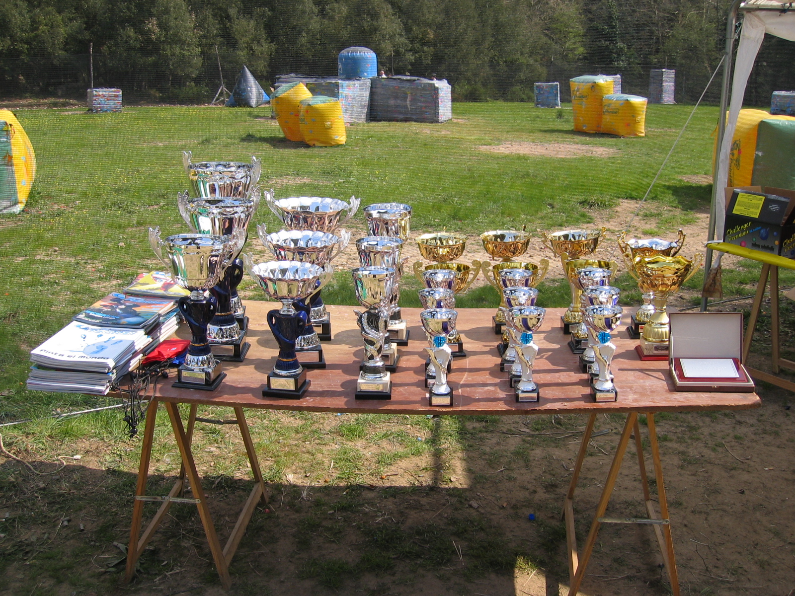 Fotografía Trofeos en el álbum VI Jornada